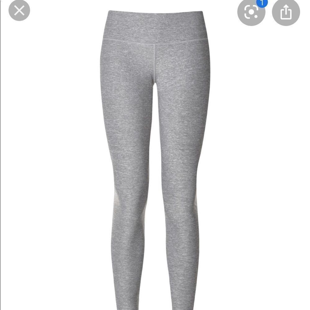 Lululemon Wunder Under Gray Leggings size 6 - Picture 2 of 5